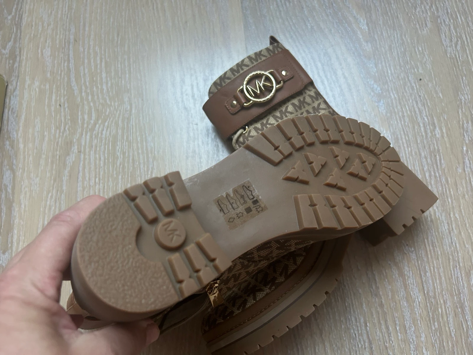 Michael Kors boots – photo 9